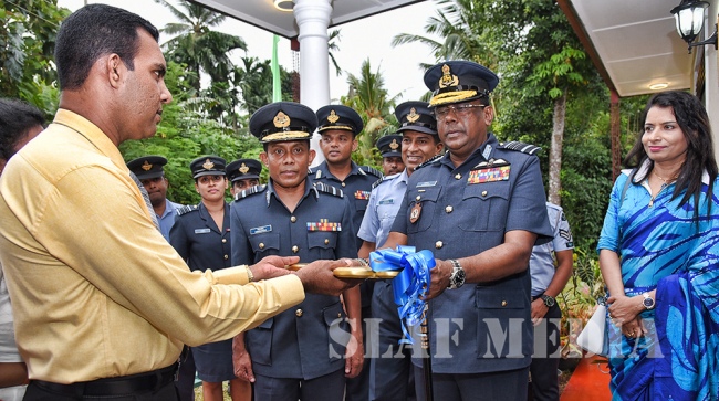 Handing over of 5th & 6th Houses Under the 'Commanders Housing Project'