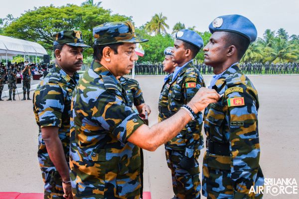 8TH CONTINGENT OF UN PEACEKEEPING MISSION TO THE CENTRAL AFRICAN REPUBLIC PASS OUT AT SLAF BASE KATUNAYAKE