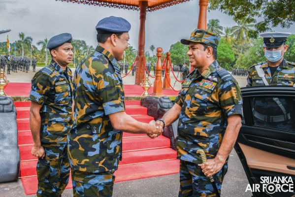 8TH CONTINGENT OF UN PEACEKEEPING MISSION TO THE CENTRAL AFRICAN REPUBLIC PASS OUT AT SLAF BASE KATUNAYAKE