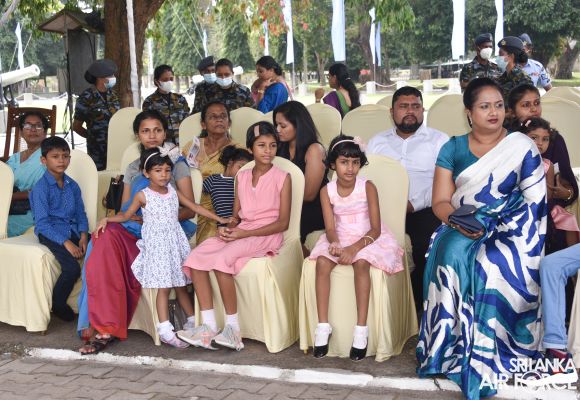 8TH CONTINGENT OF UN PEACEKEEPING MISSION TO THE CENTRAL AFRICAN REPUBLIC PASS OUT AT SLAF BASE KATUNAYAKE