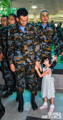 8TH CONTINGENT OF UN PEACEKEEPING MISSION TO THE CENTRAL AFRICAN REPUBLIC PASS OUT AT SLAF BASE KATUNAYAKE