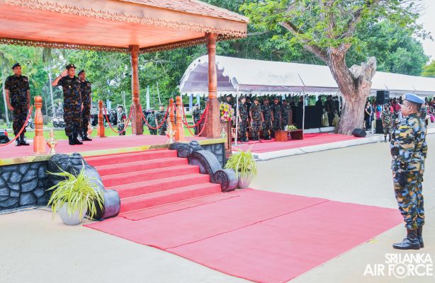 8TH CONTINGENT OF UN PEACEKEEPING MISSION TO THE CENTRAL AFRICAN REPUBLIC PASS OUT AT SLAF BASE KATUNAYAKE