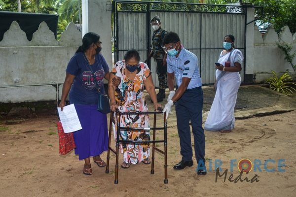 SLAF ESTABLISHES VACCINATIONS CENTRES AS SRI LANKA ACCELERATES
VACCINATION DRIVE IN WESTERN PROVINCE