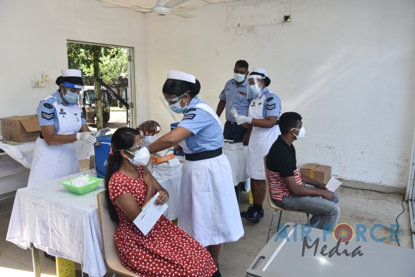SLAF ESTABLISHES VACCINATIONS CENTRES AS SRI LANKA ACCELERATES
VACCINATION DRIVE IN WESTERN PROVINCE