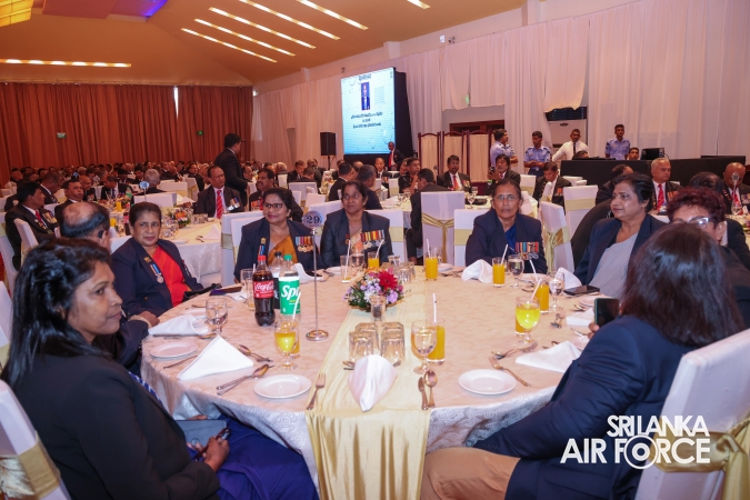 COMMANDER
ATTENDS THE 82ND ANNIVERSARY CELEBRATION OF THE SRI LANKA
EX-SERVICEMEN'S ASSOCIATION