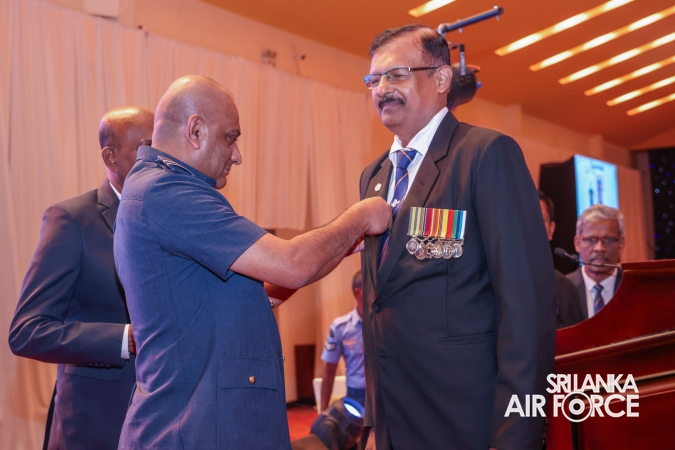 COMMANDER
ATTENDS THE 82ND ANNIVERSARY CELEBRATION OF THE SRI LANKA
EX-SERVICEMEN'S ASSOCIATION