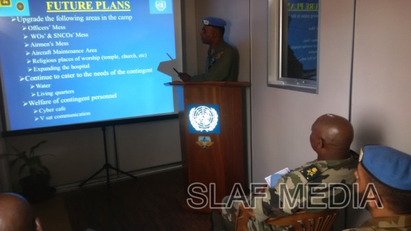 Visit of the Force Commander to the Sri Lanka Aviation Unit –Minusca 02 December 2014