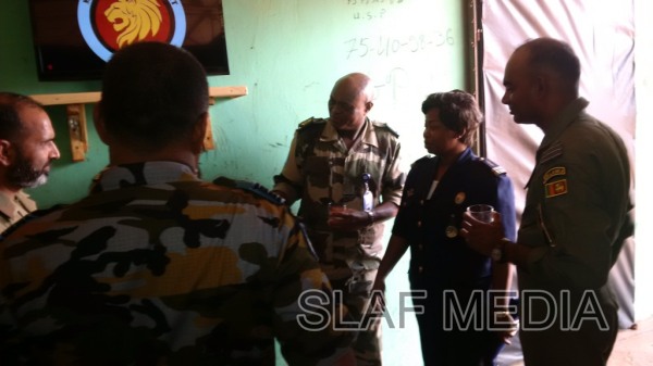 Visit of the Force Commander to the Sri Lanka Aviation Unit –Minusca 02 December 2014