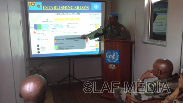 Visit of the Force Commander to the Sri Lanka Aviation Unit –Minusca 02 December 2014