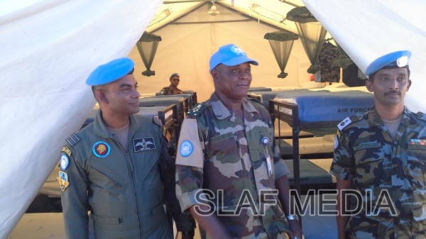 Visit of the Force Commander to the Sri Lanka Aviation Unit –Minusca 02 December 2014