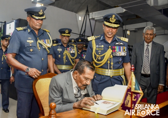 FELICITATION CEREMONY HONOURS AIR CHIEF MARSHAL WALTER FERNANDO
(RETD) FOR ILLUSTRIOUS SERVICE