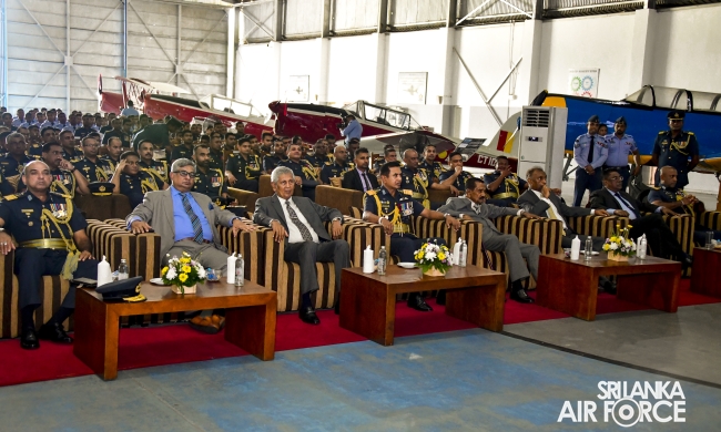 FELICITATION CEREMONY HONOURS AIR CHIEF MARSHAL WALTER FERNANDO
(RETD) FOR ILLUSTRIOUS SERVICE
