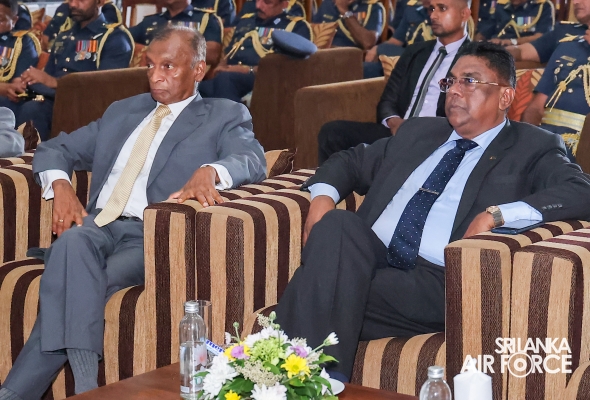 FELICITATION CEREMONY HONOURS AIR CHIEF MARSHAL WALTER FERNANDO
(RETD) FOR ILLUSTRIOUS SERVICE