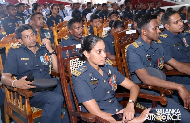 FELICITATION CEREMONY HONOURS AIR CHIEF MARSHAL WALTER FERNANDO
(RETD) FOR ILLUSTRIOUS SERVICE