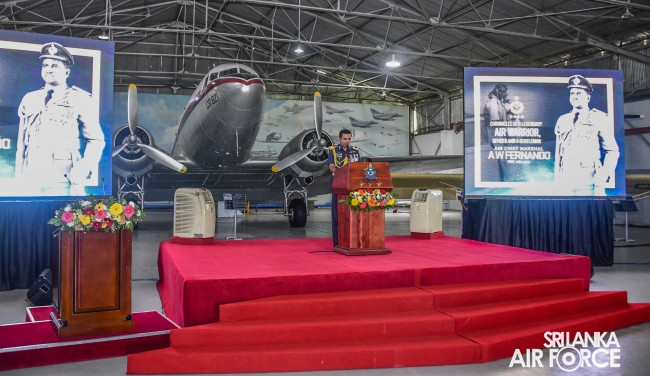 FELICITATION CEREMONY HONOURS AIR CHIEF MARSHAL WALTER FERNANDO
(RETD) FOR ILLUSTRIOUS SERVICE