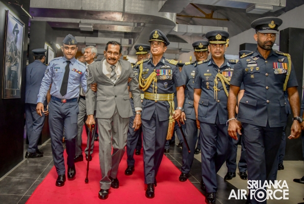 FELICITATION CEREMONY HONOURS AIR CHIEF MARSHAL WALTER FERNANDO
(RETD) FOR ILLUSTRIOUS SERVICE