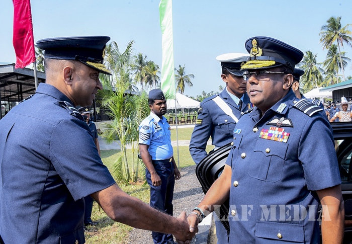 Commander Declared open Rubberized Coir Mattress and Waste Paper Recycling Facility at SLAF Base Katunayake