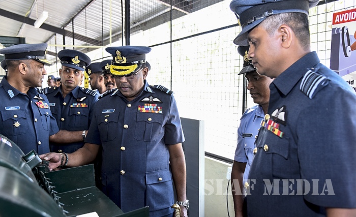 Commander Declared open Rubberized Coir Mattress and Waste Paper Recycling Facility at SLAF Base Katunayake