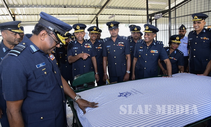 Commander Declared open Rubberized Coir Mattress and Waste Paper Recycling Facility at SLAF Base Katunayake