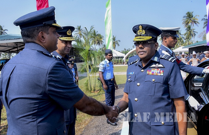 Commander Declared open Rubberized Coir Mattress and Waste Paper Recycling Facility at SLAF Base Katunayake