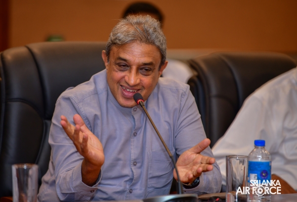 GOVERNOR WESTERN PROVINCE MEETS COMMANDER TO DISCUSS KEY INITIATIVES