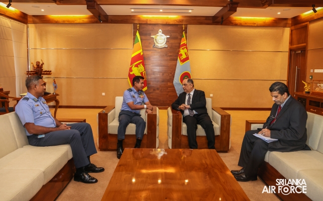 GOVERNOR WESTERN PROVINCE MEETS COMMANDER TO DISCUSS KEY INITIATIVES