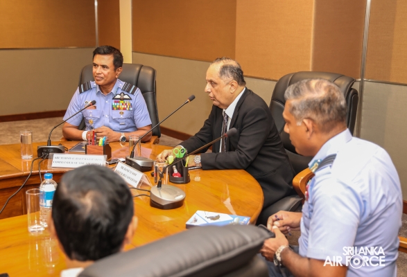 GOVERNOR WESTERN PROVINCE MEETS COMMANDER TO DISCUSS KEY INITIATIVES