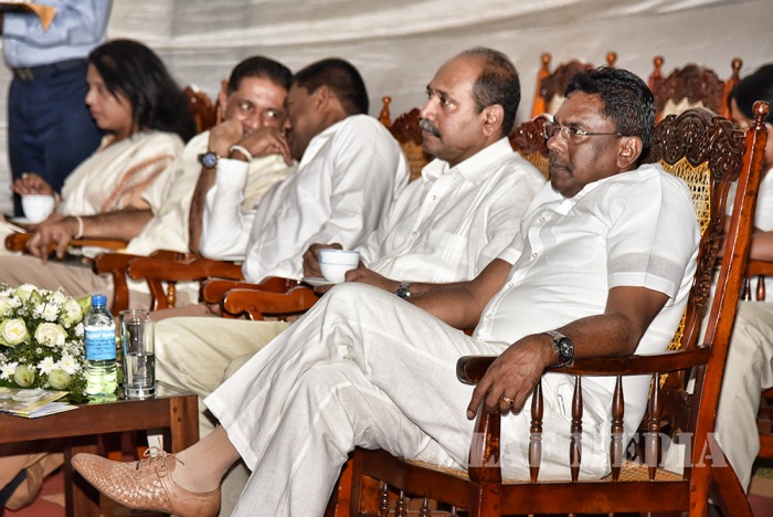 SLAF Vesak Bathi Gee Saraniya 2017