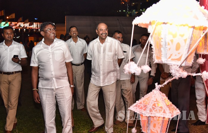 SLAF Vesak Bathi Gee Saraniya 2017