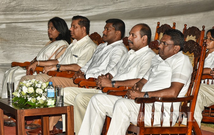 SLAF Vesak Bathi Gee Saraniya 2017