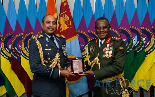 Commander of the Zambian Army Calls on the Commander