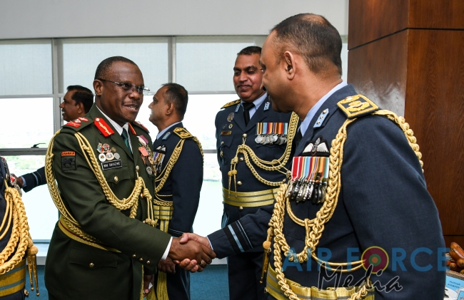 Commander of the Zambian Army Calls on the Commander