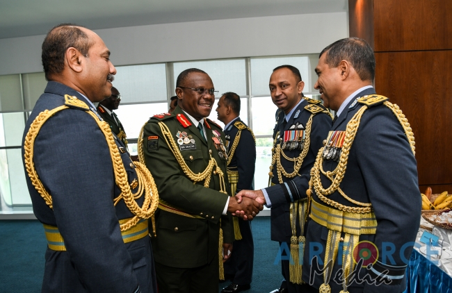 Commander of the Zambian Army Calls on the Commander