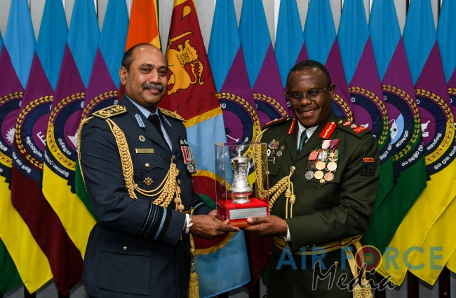 Commander of the Zambian Army Calls on the Commander